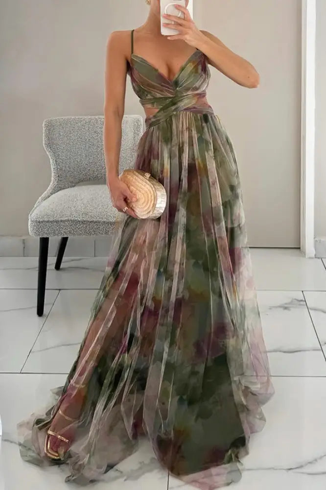 Giselle - Enchanting Floral Print Maxi Dress - Maxi Dress