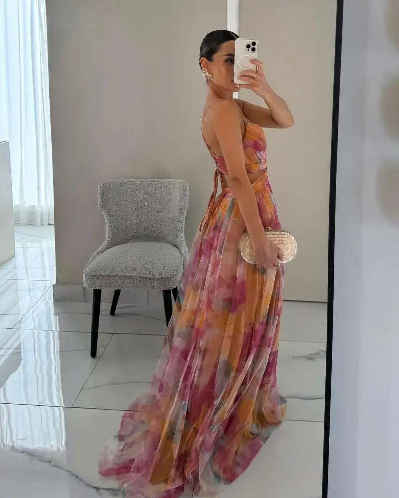 Giselle - Enchanting Floral Print Maxi Dress - Maxi Dress