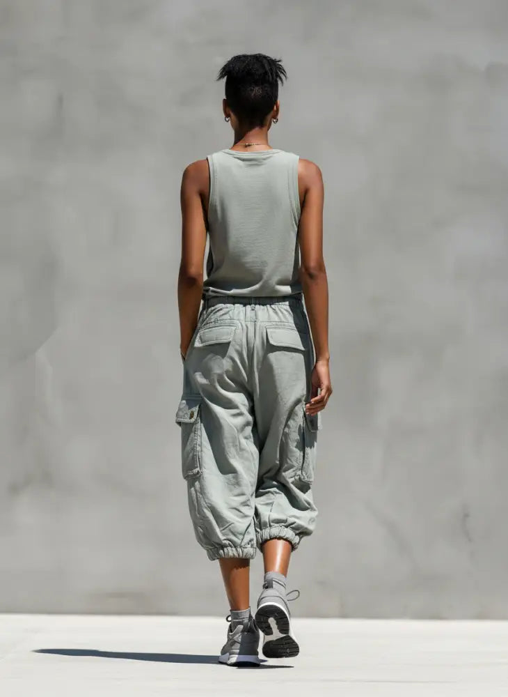 Two-Piece Women’s Gray Sleeveless Tank Top and Cargo Shorts Set - Set
